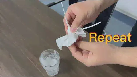 Soak a deformed robotic vacuum side brush in hot water and restore it to use with a simple operation